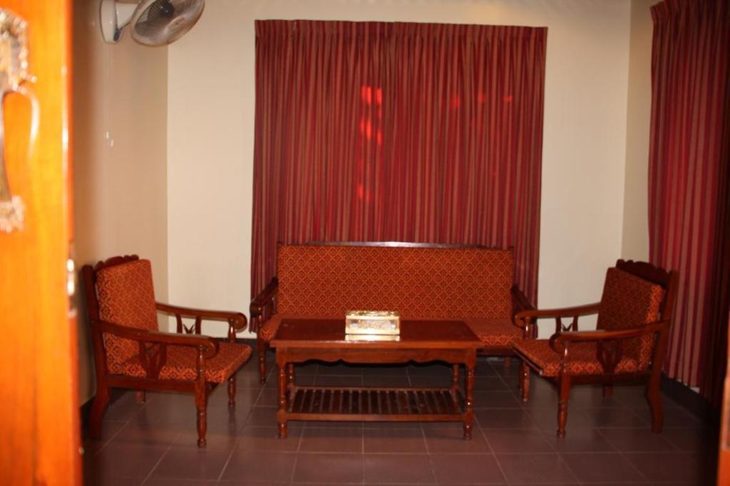 Chhne Chulsa Hotel Sihanoukville Ruang foto